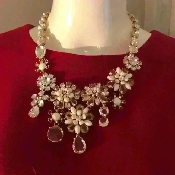 J Crew New Flower Boom Statement Necklace - Picture 8 of 11
